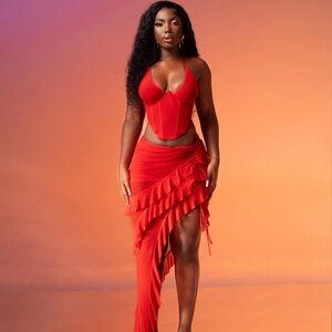 Sodah brand sienna corset & elixir 

This is suggested sizing for medium size